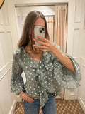 Spotty frill top